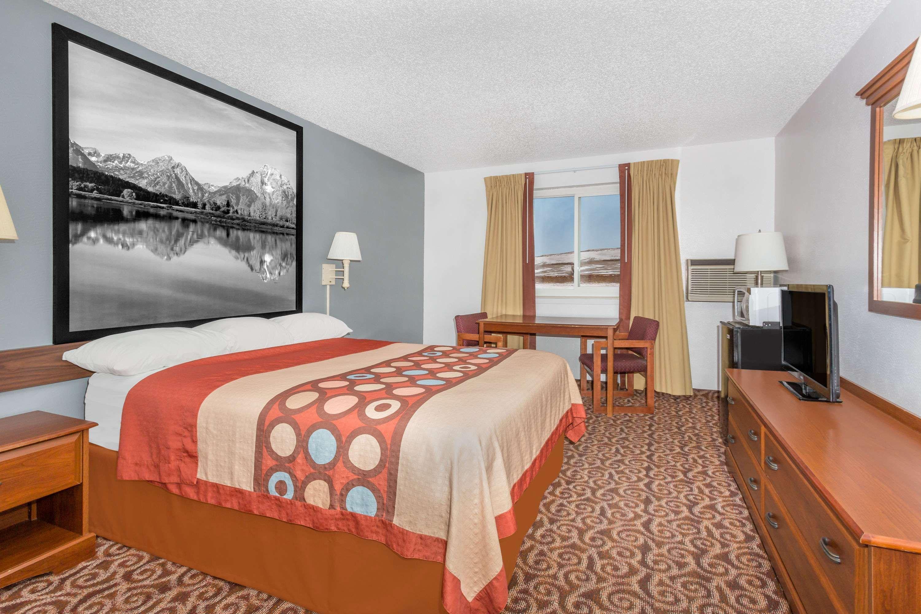 Super 8 By Wyndham Gillette Hotel Exterior foto